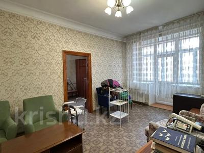 3-комнатная квартира · 64.5 м² · 3/3 этаж, Момышулы 39 за 25 млн 〒 в Семее
