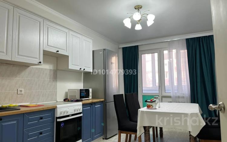 1-комнатная квартира · 45.1 м² · 10/12 этаж, мкр Дарабоз за 280 000 ₸ в Алматы, Алатауский р-н — фото 2