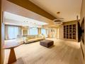 4-комнатная квартира · 303.9 м² · 10/10 этаж, Кабанбай Батыра за 480 млн ₸ в Алматы, Медеуский р-н — фото 11
