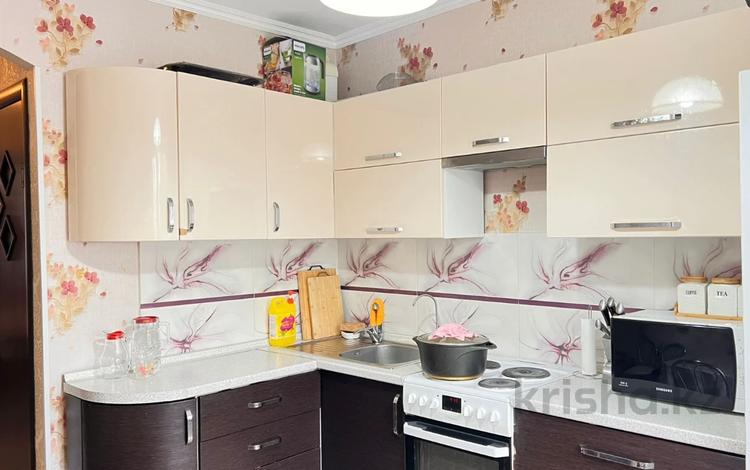 3-бөлмелі пәтер · 71 м² · 1/5 қабат, Степной 1 ш/а. 1, бағасы: 25.9 млн ₸ в Караганде, Казыбек би р-н — фото 13
