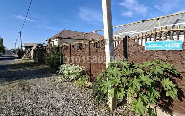 Отдельный дом · 3 комнаты · 150 м² · 6.5 сот., Халел досмұхамедұлы 43 — Арбат за 25 млн ₸ в Таразе — фото 2