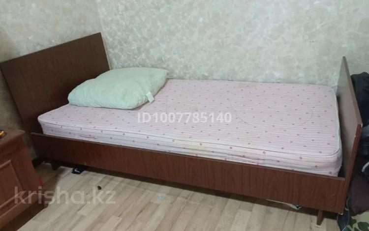 1 бөлме · 16 м², Серикбаев 1/1, бағасы: 145 000 ₸ в Усть-Каменогорске — фото 2