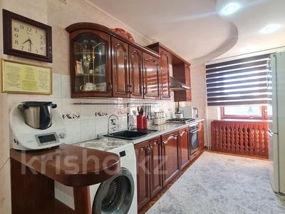 3-комнатная квартира, 93.45 м², 5/6 этаж, Молдагуловой 2к1 за 23 млн 〒 в Актобе