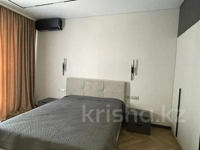 1-комнатная квартира, 50 м², 3/9 этаж помесячно, Сатпаева 30/5 за 450 000 〒 в Алматы, Бостандыкский р-н