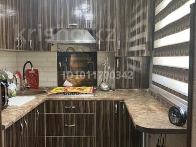 2-бөлмелі пәтер · 36 м² · 2/2 қабат, Сураншы Батыр 23 — Магазин Акниет, Магазин Юсуп, бағасы: 14 млн ₸ в Аксукенте
