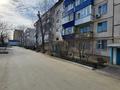 2-бөлмелі пәтер · 48.4 м² · 4/5 қабат, Абулхаир Хана 46 — Детская больница, бағасы: 14 млн ₸ в Уральске — фото 12