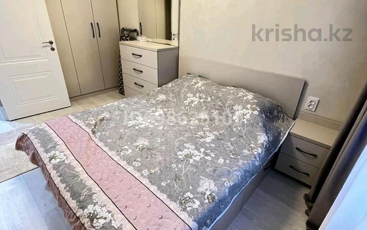 2-бөлмелі пәтер · 50 м² · 3/9 қабат, Райымбек батыра 163 — 12 блок, бағасы: 250 000 〒 в  — фото 2