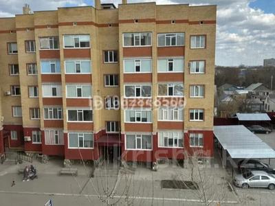 1-комнатная квартира · 50.1 м² · 4/5 этаж, Бурабай 13 — Химпласт за 14.5 млн ₸ в Актобе, мкр. Курмыш