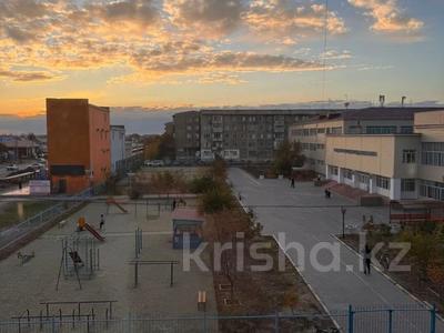 3-бөлмелі пәтер · 45 м² · 3/5 қабат, Вокзал маңы 19 — возле школы 24, бағасы: 18 млн 〒 в Атырау, мкр Привокзальный-5