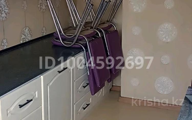 2-комнатная квартира · 60 м² · 4/5 этаж, мкр Сайрам , Еримбетова 30а — Рыскулова еримбетова 65 школа за 160 000 ₸ в Шымкенте, Аль-Фарабийский р-н — фото 5