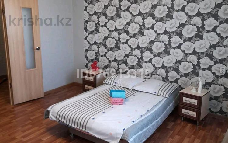 1-бөлмелі пәтер, 41 м², 2/9 қабат тәулігіне, Новостройка 50в, бағасы: 7 000 〒 в Семее — фото 2