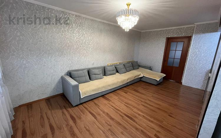 2-бөлмелі пәтер · 45 м² · 3/5 қабат, Михаэлиса 15а, бағасы: 18 млн ₸ в Усть-Каменогорске — фото 3