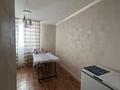 4-бөлмелі пәтер · 67 м² · 2/2 қабат, Маштакова 2, бағасы: 12 млн ₸ в Уральске — фото 8
