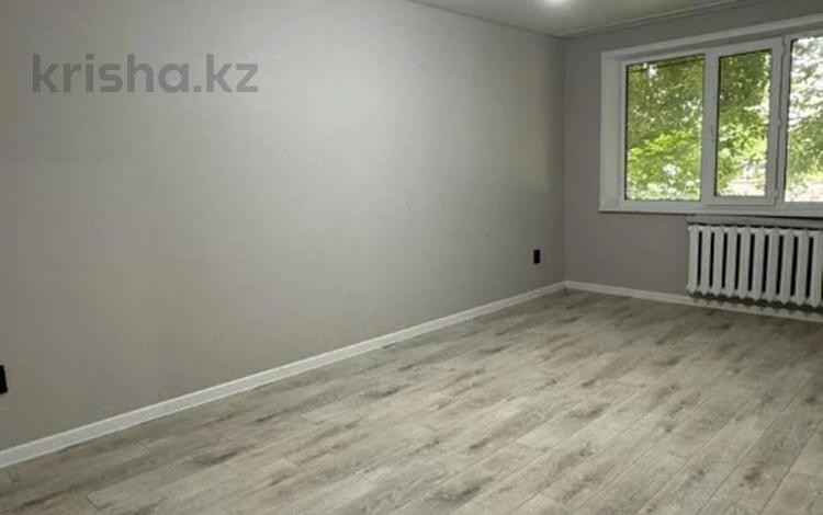 2-комнатная квартира · 43.6 м² · 1/5 этаж, Майкудук, 15й микрорайон за 10 млн ₸ в Караганде, Алихана Бокейханова р-н — фото 4
