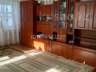 Отдельный дом · 3 комнаты · 80 м² · 4 сот., Алиби Жангильдина 104 — Жуковского за 15 млн ₸ в Актобе, мкр. Курмыш
