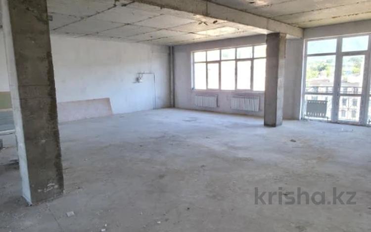 5-бөлмелі пәтер · 379 м² · 6/6 қабат, Мирас ш/а. 128/1, бағасы: 175 млн ₸ в Алматы, Бостандыкский р-н — фото 2