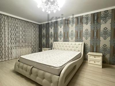 3-комнатная квартира, 120 м², 3/9 этаж, пушкина за 48 млн 〒 в Петропавловске