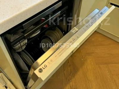 4-комнатная квартира · 115 м² · 1/16 этаж, Егизбаева 3, 5 — Каныша Сатпаева за 117 млн 〒 в Алматы, Бостандыкский р-н