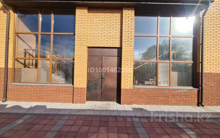 Отдельный дом · 10 комнат · 540 м² · 26 сот., Новоселов — Ермекова за 210 млн 〒 в Караганде, Казыбек би р-н — фото 2
