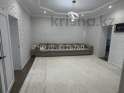 3-бөлмелі пәтер · 98.2 м² · 6/8 қабат, Алтын орда ш/а., Алия Молдагулова 50а, бағасы: 39 млн ₸ в Актобе, мкр. Алтын орда