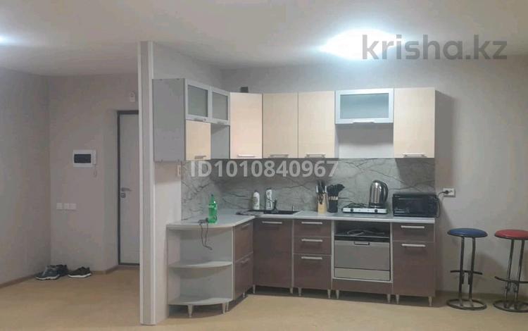 2-комнатная квартира · 61.9 м² · 1/9 этаж, Карагайлы 115 за 33 млн ₸ в Семее, Красный Кордон — фото 4