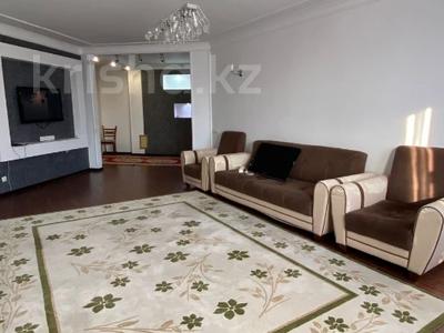 Аренда квартир в Атырауской обл.: 4-комнатная квартира · 165 м² · 3/9 этаж · помесячно, проспект Тайманова 58 за 300 000 〒 4-комнатная квартира · 165 м² · 3/9 этаж · помесячно, проспект Тайманова 58 за 300 000 〒 в Атырау