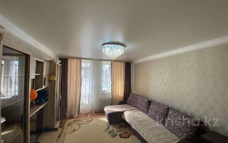 3-бөлмелі пәтер · 57 м² · 1/2 қабат, Рыскулова 21, бағасы: 13.5 млн ₸ в Семее — фото 2