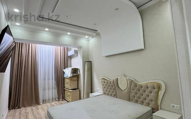 2-бөлмелі пәтер · 70 м² · 13/14 қабат, 17-й мкр 112, бағасы: 26.5 млн ₸ в Актау — фото 2