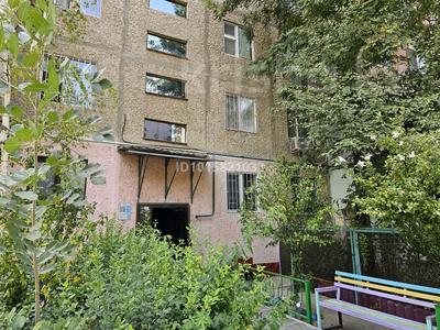 2-бөлмелі пәтер · 54 м² · 3/5 қабат, 12-шағынаудан 231б — уалиханова 231 б зоомагазин хатико напротив пивзавода, бағасы: 22 млн ₸ в Шымкенте, Енбекшинский р-н
