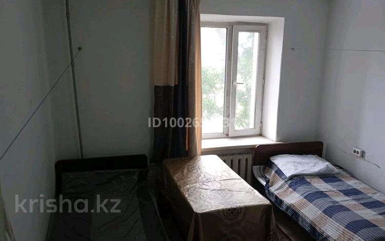 1-бөлмелі пәтер · 14 м² · 4/9 қабат, Дулатова 206 — Рынок Жансая Засядко, бағасы: 5.5 млн 〒 в Семее — фото 2