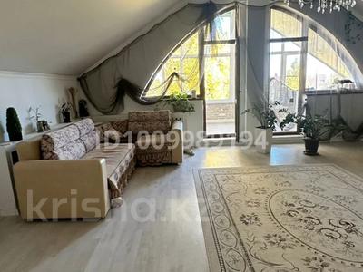 5-комнатная квартира · 190 м² · 5/5 этаж, Санкибай батыра 253 за 300 000 〒 в Актобе