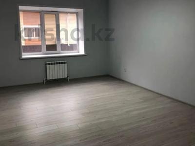 3-комнатная квартира · 97 м² · 1/5 этаж, Кошкарбаева 58 за 40 млн 〒 в Кокшетау