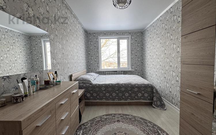 2-бөлмелі пәтер · 43.2 м² · 5/5 қабат, Юность 19, бағасы: 14 млн ₸ в Семее — фото 2