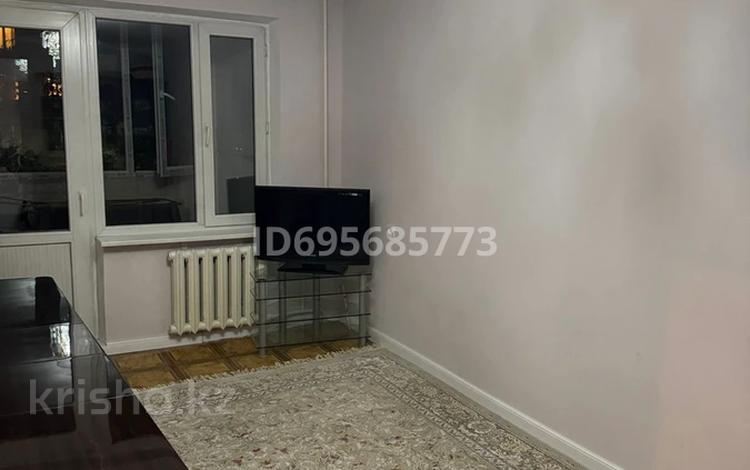 2-комнатная квартира, 43 м², 2/5 этаж, мкр Орбита-3 16