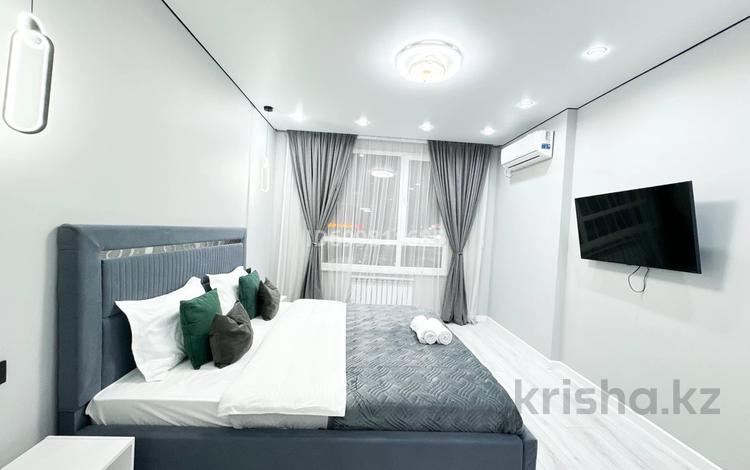 2-комнатная квартира · 55 м² · 3/9 этаж, мкр Сайран, Толе би 285 — Толе би Утеген батыра Автовокзал Сайран за 20 000 ₸ в Алматы, Ауэзовский р-н — фото 2