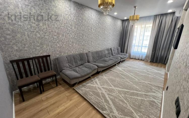 4-комнатная квартира, 100 м², 11/12 этаж помесячно, Тажибаевой 157 к1 — Розыбакиева