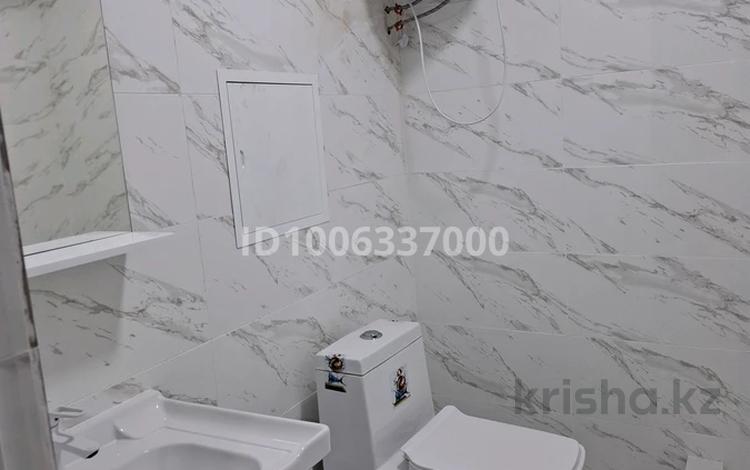 1-бөлмелі пәтер · 48 м² · 4/6 қабат, 38-й мкр 3, бағасы: 150 000 ₸ в Актау — фото 2