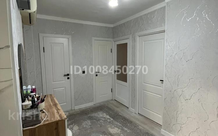 2-бөлмелі пәтер · 51.2 м² · 1/4 қабат, 3А мкр, 3А-ш/а. 8 — Старый баня артқы жағы, бағасы: 13.5 млн ₸ в Актау — фото 15
