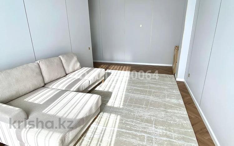 2-комнатная квартира · 62 м² · 9/9 этаж, Абикен Бектуров 19 за 51.5 млн ₸ в Астане, Нура р-н — фото 2
