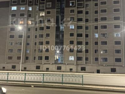 174 кв метр нысан сатылады нурсая плаза асты · 174 м² за 35 млн 〒 в Атырау, мкр Нурсая