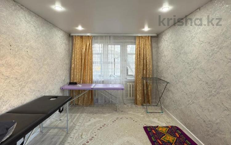 2-комнатная квартира · 43 м² · 2/5 этаж, Маншук Маметовой 50 за 13.5 млн ₸ в Уральске — фото 2