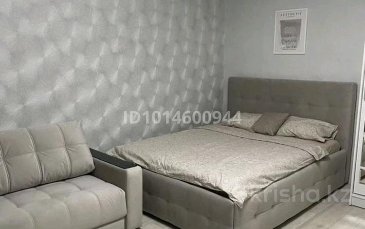 1-комнатная квартира · 54 м² · 3/9 этаж, Курганская 2а за 20 000 ₸ в Костанае — фото 2