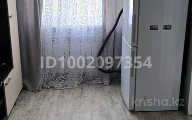 2-бөлмелі пәтер · 60 м² · 4/4 қабат, мкр 5, Лачугина 5 — Абулхаир хана, бағасы: 15 млн ₸ в Актобе — фото 2