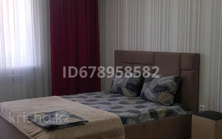 2-бөлмелі пәтер · 60 м² · 3/9 қабат, Мкр.Береке 63, бағасы: 15 000 ₸ в Костанае — фото 2