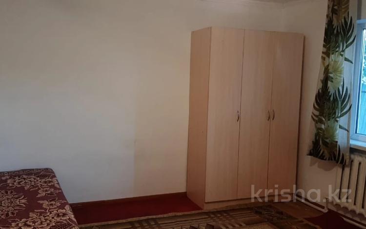 1-бөлмелі үй ай сайын, 25 м², Бостоган 10, бағасы: 35 000 〒 в Талдыкоргане — фото 2