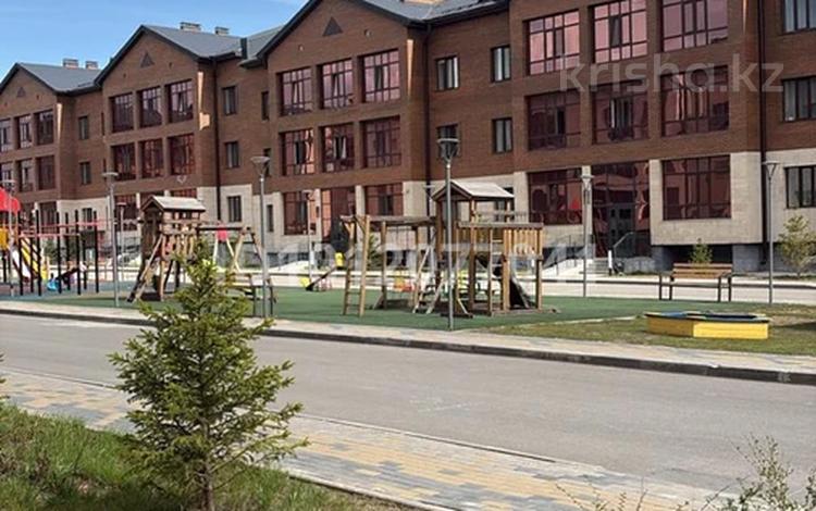 3-комнатная квартира · 107 м² · 3/3 этаж, мкр Городской Аэропорт, Габдуллы Кулкыбаева 13 за 56 млн ₸ в Караганде, Казыбек би р-н — фото 2