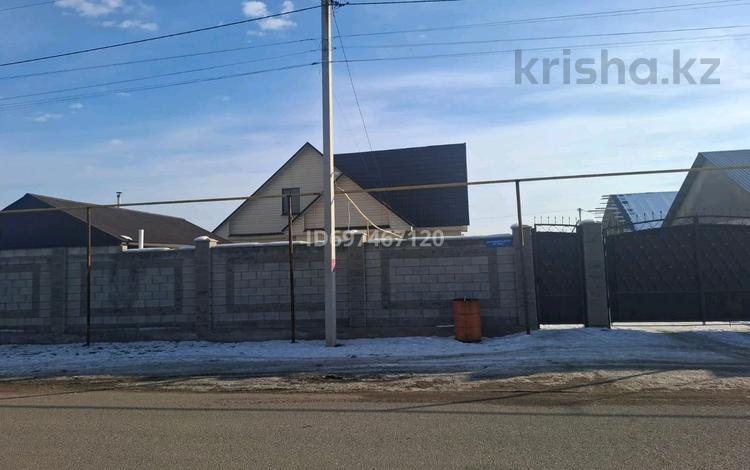 Отдельный дом · 4 комнаты · 120 м² · 10 сот., Суйінбай за 35 млн ₸ в Исаеве — фото 12