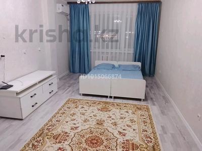 1-комнатная квартира · 60 м² · 4/9 этаж, мкр Нурсат, Нурсат Изуми 135 Б — Байдибек би Аргынбекова за 10 000 ₸ в Шымкенте, Каратауский р-н