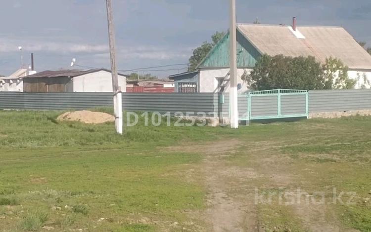 Отдельный дом · 2 комнаты · 42 м² · 25 сот., Целинная 24 за 3.5 млн ₸ в Надеждинке — фото 6