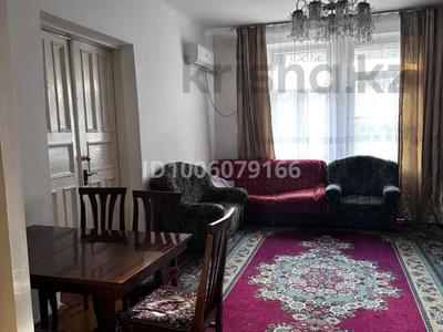 3-бөлмелі пәтер · 74 м² · 2/3 қабат, мкр Жанаталап , Калдаякова 8, бағасы: 24 млн ₸ в Шымкенте, Туран р-н